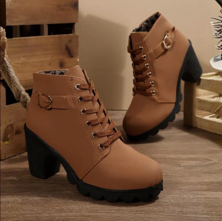 LUME / BOTAS ELEGANCIA URBANA